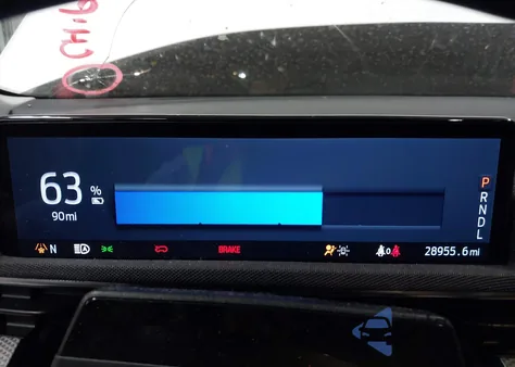 2023 Ford Mustang Mach-E Select z USA, uszkodzony, nr VIN 3FMTK1R46PMA62167